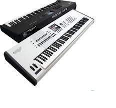 GENUINE Yamahas Motif XF8 88 Key Piano Keyboard -